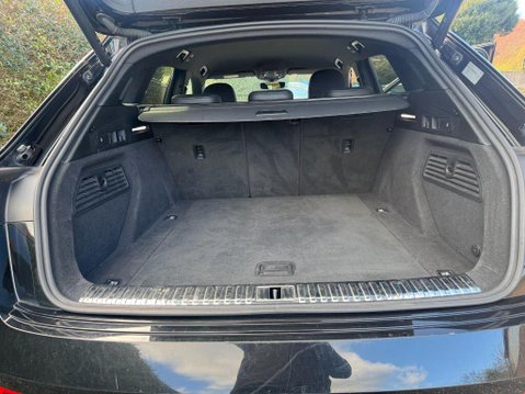 Audi E-Tron QUATTRO S LINE 28