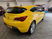 Vauxhall Astra GTC 1.7 CDTi ecoFLEX 109g SRi Euro 5 (s/s) 3dr 8