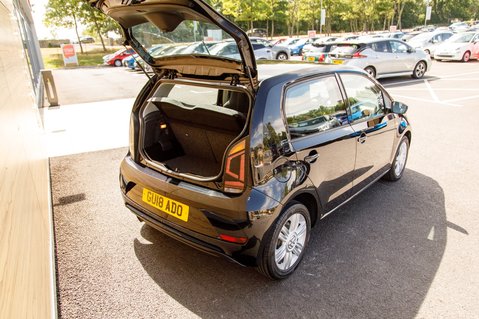 Volkswagen Up HIGH UP TSI BLUEMOTION TECHNOLOGY 31