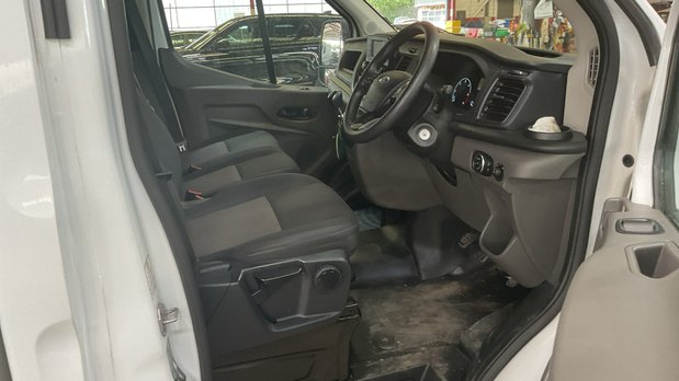 Ford Transit Luton LWB L3 Leader 350 Air Con Tail Lift EURO 6 NO VAT 9