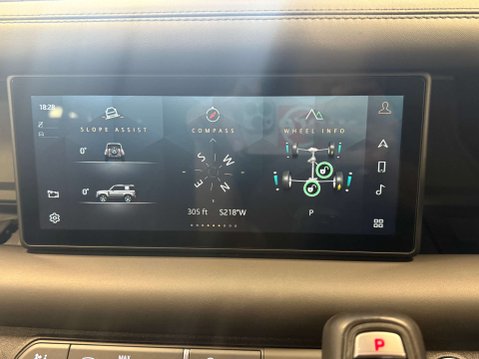 Land Rover Defender 3.0 Defender X MHEV Auto 4WD 3dr 26