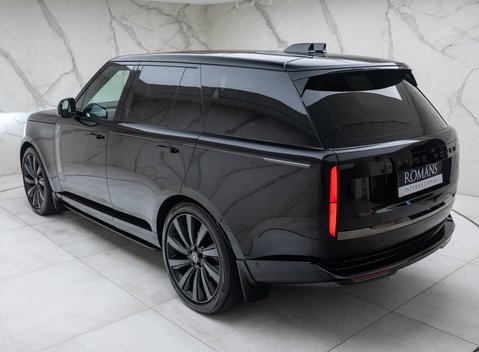 Land Rover Range Rover P615 SV 12