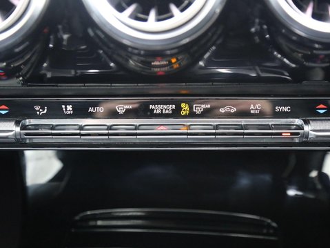 Mercedes-Benz A Class 1.5 A180d AMG Line (Premium Plus) 7G-DCT Euro 6 (s/s) 5dr 13