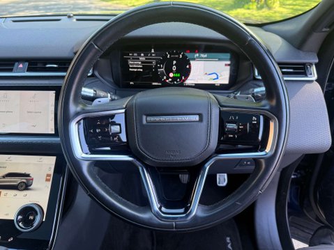 Land Rover Range Rover Velar 2.0 Range Rover Velar R-Dynamic SE D MHEV Auto 4WD 5dr 25