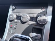 Land Rover Range Rover Evoque 2.0 TD4 SE TECH 17