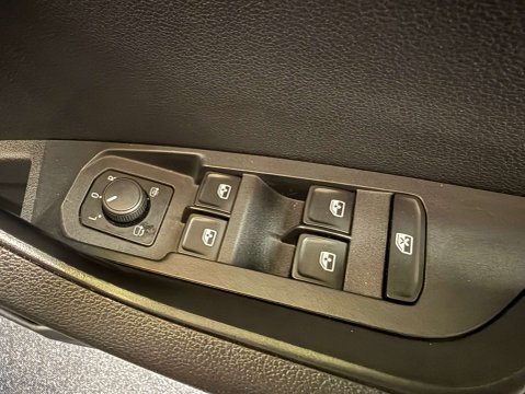 Skoda Karoq 1.5 Karoq SE L TSi Semi-Auto 5dr 18