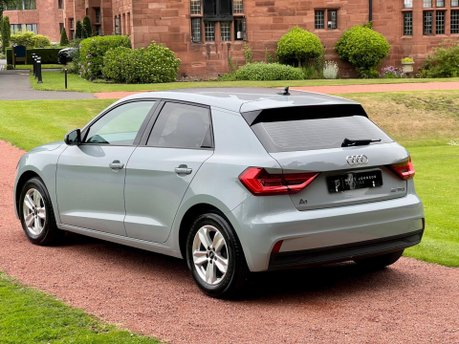 Audi A1 SPORTBACK TFSI TECHNIK 7