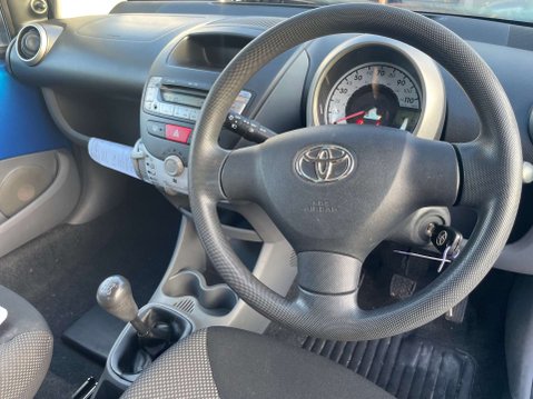 Toyota Aygo 1.0 Aygo Blue VVT-i 3dr 19