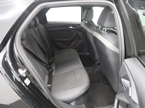 Audi A1 1.0 TFSI 30 S line Sportback Euro 6 (s/s) 5dr 25