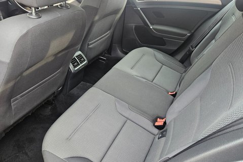 Volkswagen Golf MATCH TDI BLUEMOTION TECHNOLOGY LOOK! £20 TAX!DAB,BLUETOOTH 35