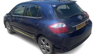 Toyota Auris 1.8 VVT-h T4 Hatchback 5dr Petrol Hybrid CVT Euro 5 (s/s) (136 ps) 4