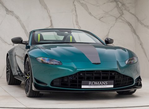 Aston Martin V8 Vantage Roadster F1 Edition 1