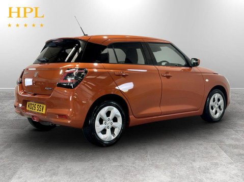 Suzuki Swift 1.2 MHEV Motion Hatchback 5dr Petrol Hybrid Manual Euro 6 (s/s) (82 ps) Air 7