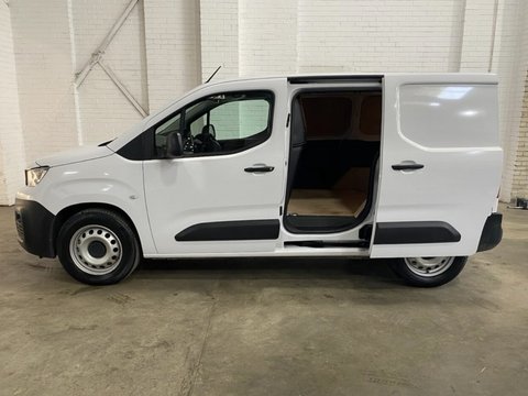Peugeot Partner PROFESSIONAL PREMIUM PLUS L1 11
