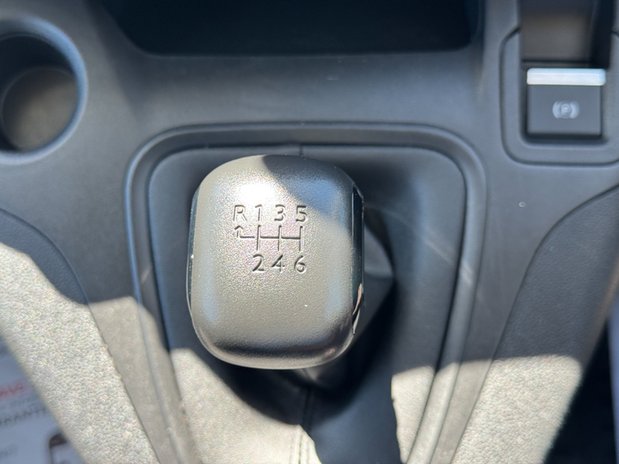 Peugeot Partner SWB L1H1 [SOLD KH] Low Roof Professional Premium Air Con Sensors EURO 6 33