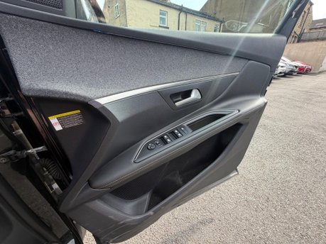 Peugeot 3008 PURETECH S/S GT LINE 15