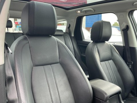 Land Rover Discovery Sport 2.0 TD4 HSE Auto 4WD Euro 6 (s/s) 5dr 17