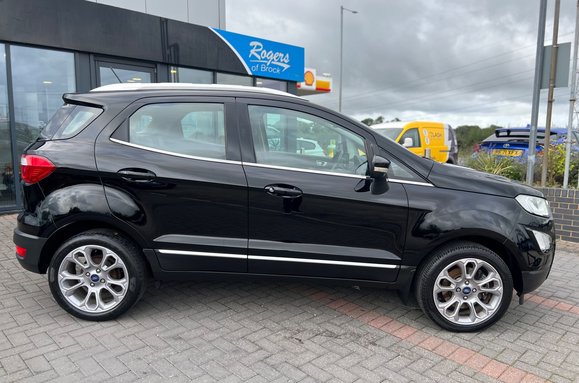 Ford Ecosport TITANIUM 6