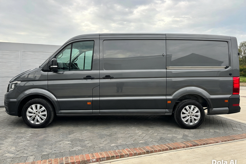 Volkswagen Crafter CR35 L2 H1 Mwb Lr 177 ps Tdi Trendline DSG Panel Van 8