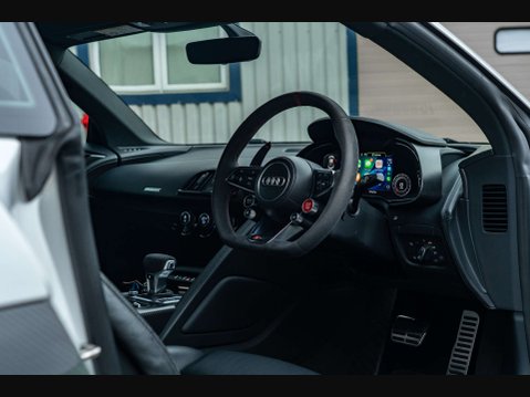 Audi R8 5.2 R8+ Quattro V10 Semi-Auto 4WD 2dr 11
