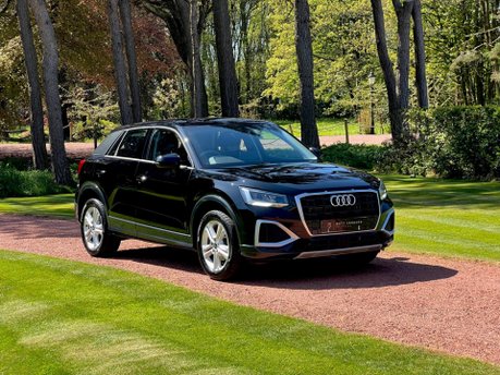 Audi Q2 TFSI SPORT 1