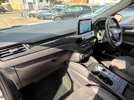 Ford Kuga 2.5 Kuga ST-Line X Edition HEV CVT 5dr 17