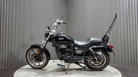 Lexmoto Michigan 125 Roadster/Retro Petrol Manual Euro 5 (9 ps) 4