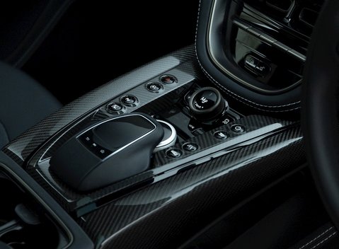 Aston Martin DBX 707 21