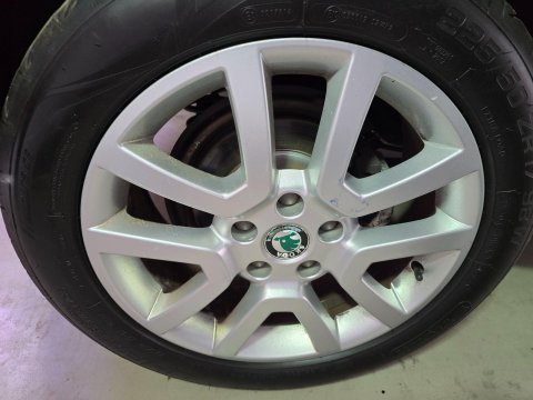 Skoda Yeti 2.0 TDI Elegance Euro 5 5dr 44