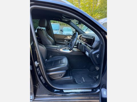 Mercedes-Benz GLE 2.0 GLE300d AMG Line (Premium) SUV 5dr Diesel G-Tronic 4MATIC Euro 6 (s/s) 29