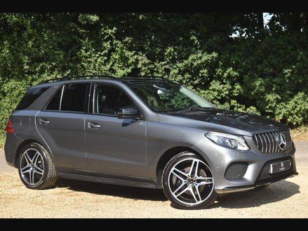 Mercedes-Benz GLE 3.0 GLE350d V6 AMG Line (Premium) SUV 5dr Diesel G-Tronic 4MATIC Euro 6 (s/