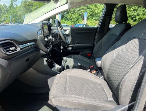 Ford Puma 1.0 Puma Titanium 5dr 36