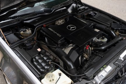 Mercedes-Benz SL 60 AMG 33