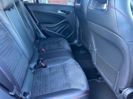 Mercedes-Benz CLA Class CLA220 CDI AMG SPORT 14