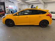 Ford Focus 2.0T EcoBoost ST-3 Euro 5 (s/s) 5dr 5