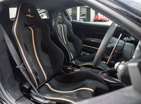 Ferrari 488 Pista 12