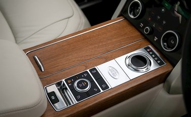 Land Rover Range Rover 4.4 SDV8 Autobiography 22