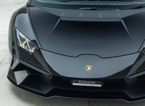 Lamborghini Huracan TECNICA 22