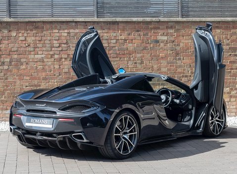McLaren 570S Spider 13