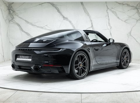 Porsche 911 Targa (992) 50 Years Porsche Design Edition 8