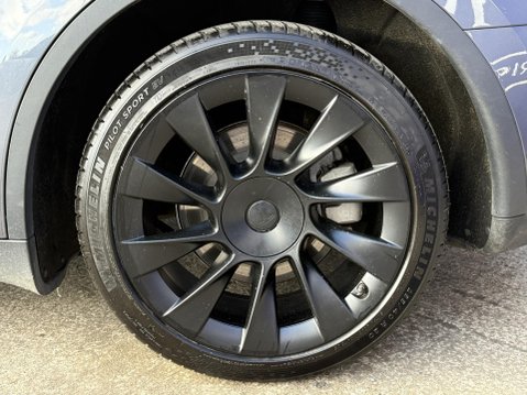 Tesla Model Y (Dual Motor) Long Range SUV 5dr Electric Auto 4WDE (384 bhp) 16