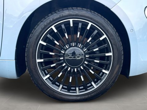 Fiat 500 87kW La Prima 42kWh 2dr Auto 12