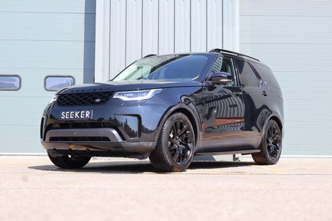 Land Rover Discovery SE MHEV STYLED BY SEEKER REAR SEATS FITTED LOVELY MILES  1