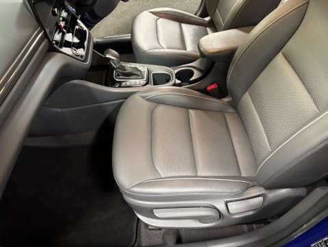 Hyundai IONIQ 1.6 IONIQ Premium SE FHEV Semi-Auto 5dr 44