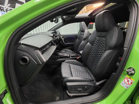 Audi RS3 2.5 TFSI Vorsprung Saloon 4dr Petrol S Tronic quattro Euro 6 (s/s) (400 ps) 9