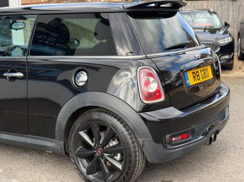 Mini Hatch 1.6 Cooper S Euro 5 (s/s) 3dr 31