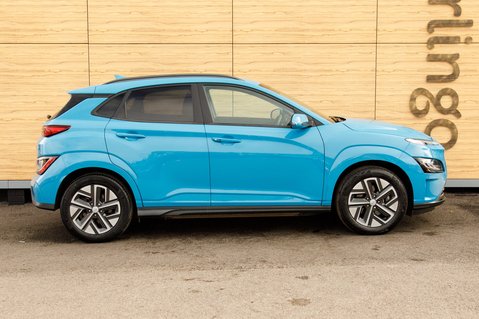Hyundai KONA PREMIUM 13