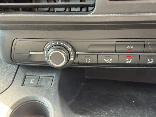 Peugeot Partner LWB L2H1 Low Roof Asphalt Air Con Nav Sensors EURO 6 NO VAT 35
