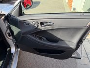 Mercedes-Benz CLS CLS320 CDI 26