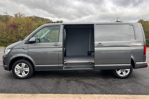 Volkswagen Transporter T32 204 ps Tdi Highline 4Motion DSG Panel Van - Factory Diff Lock 8